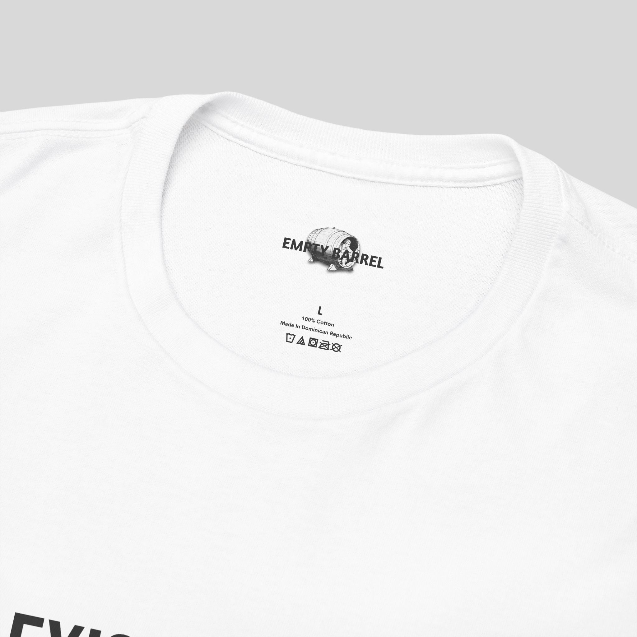 Schwarzes Printify T-Shirt mit dem Aufdruck "EXIST. REPEAT." auf der Vorderseite, bequemes Baumwollmaterial, modisches Design