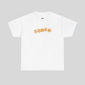 Schwarzes Sober T-Shirt von Printify mit klassischem Schnitt, auf dem ein minimalistisches Design zu sehen ist.